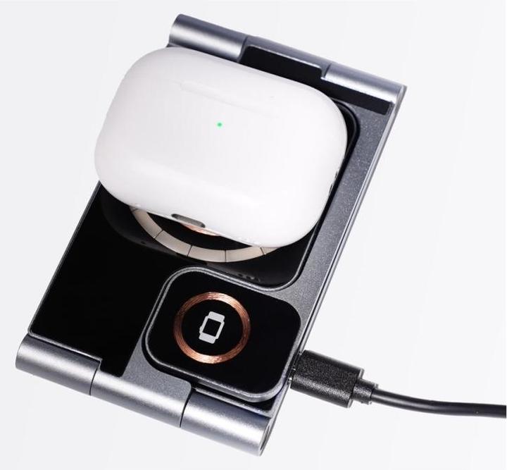 Actual product image Deltaco 3-in-1 wireless charger 18W faltbar (18 W)