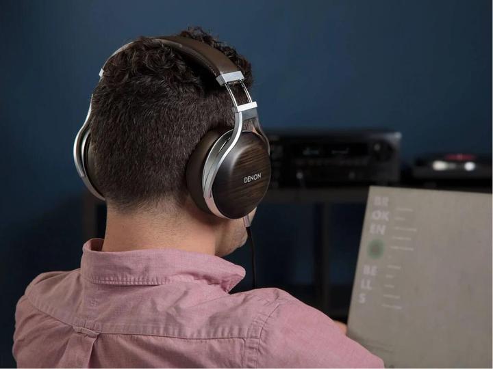 Image du produit Denon Ah-D5200 (pas de réduction du bruit, Filaire)