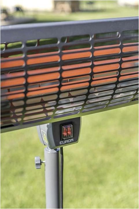Produktbild Eurom Heizung für die Terrasse mit Ständer Q-time 2000S (2000 W)
