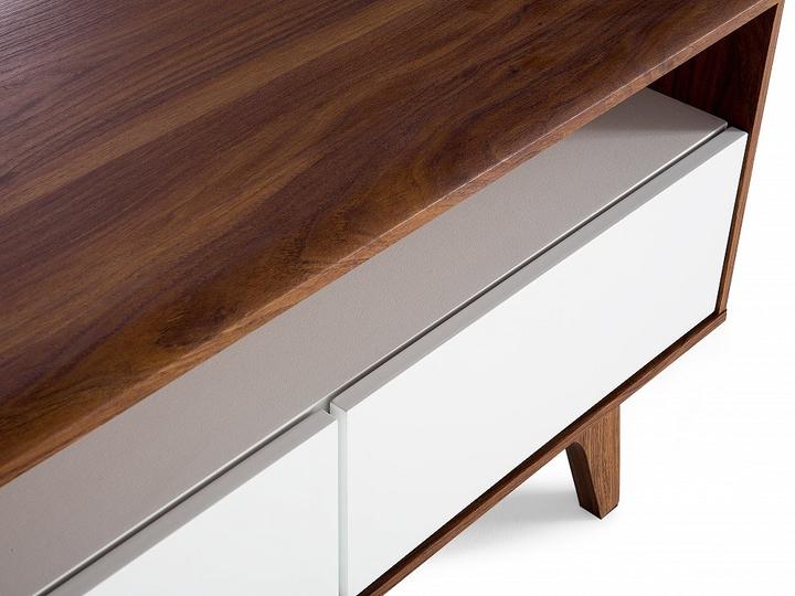 Actual product image Beliani Syracuse (140 x 39 x 53 cm)