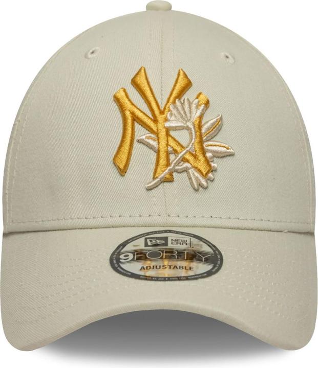 Actual product image New Era 9Forty Strapback Cap - Floral New York Yankees Beige