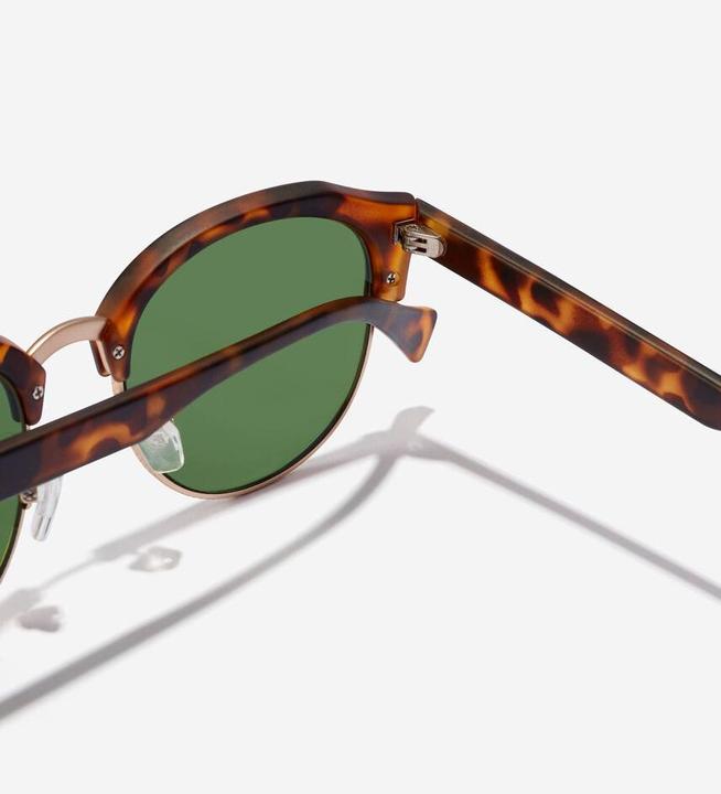Actual product image Hawkers Classic Rounded green