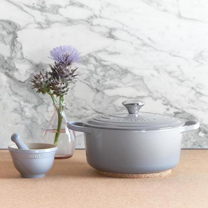 Produktbild Le Creuset Signature (31 cm, Bräter + Schmortopf, Gusseisen)