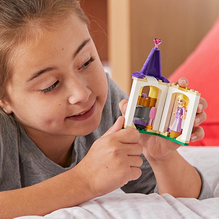 Actual product image LEGO Rapunzel's little tower (41163, LEGO Disney)