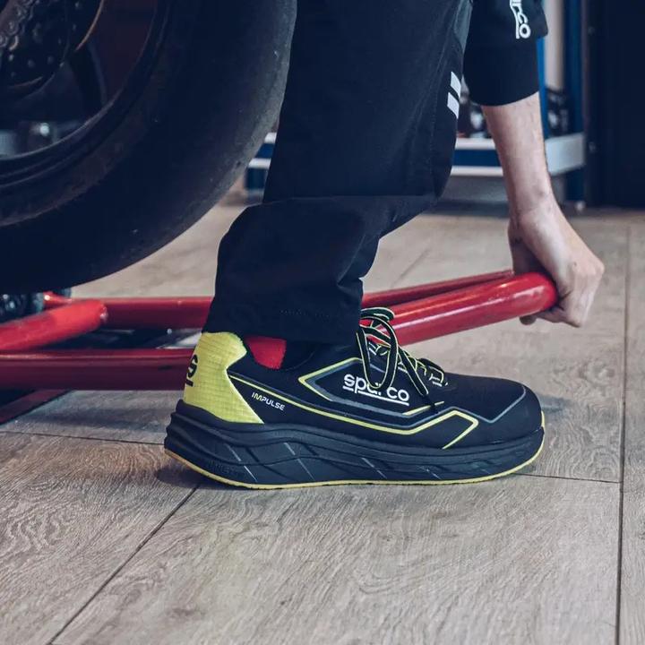 Actual product image Sparco Sicherheitsschuhe Impulse (43)