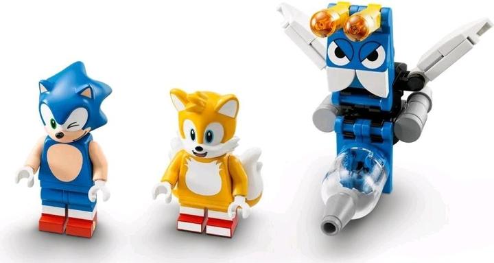 Actual product image LEGO Tails' tornado plane with workshop (76991, LEGO Sonic)