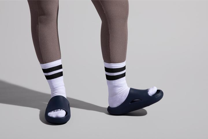 Actual product image Crocs Mellow Recovery Slide (43, 43.5, 44, 43 1/3)