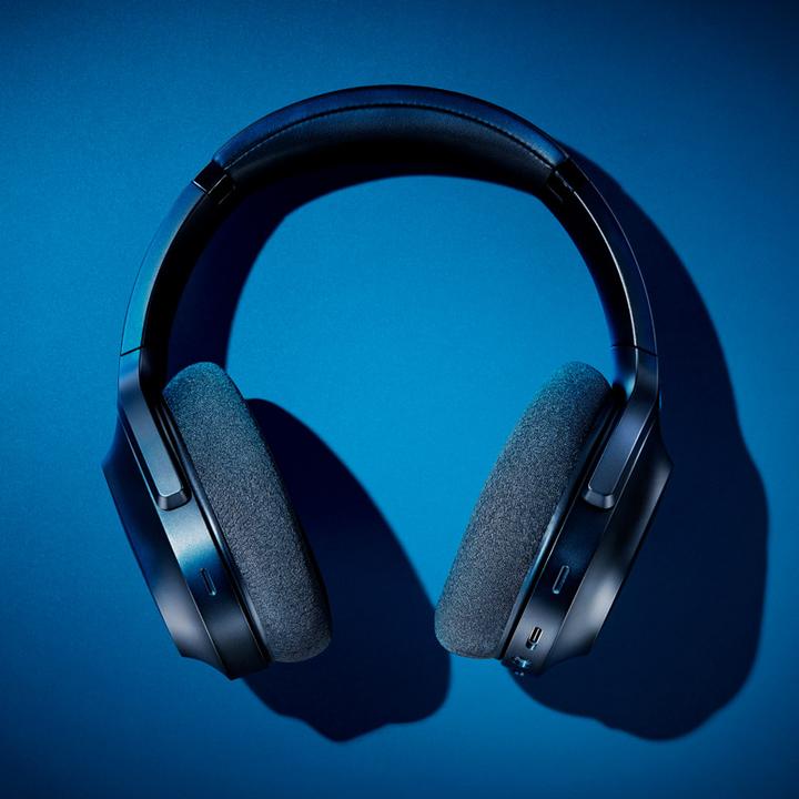 Actual product image Razer Barracuda (Wireless)