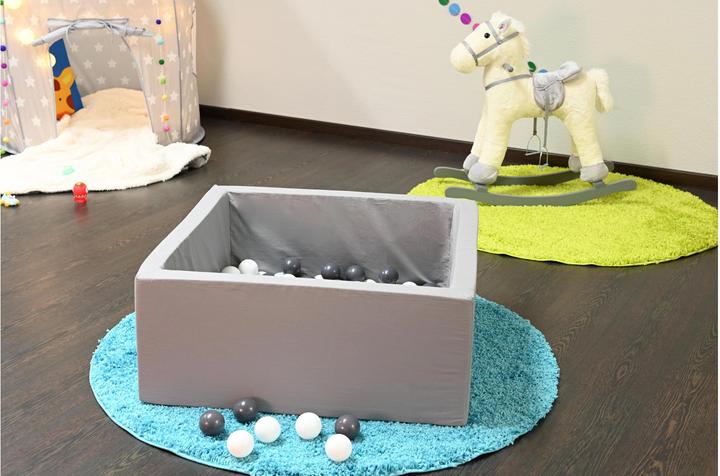 Immagine prodotto Knorrtoys Bällebad soft eckig "Grey" - 100 balls grey/white