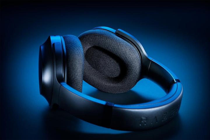 Actual product image Razer Barracuda (Wireless)