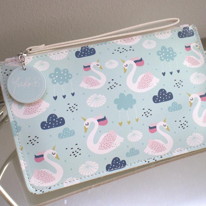 Actual product image Yuko.B Pochette Carlie (Case)