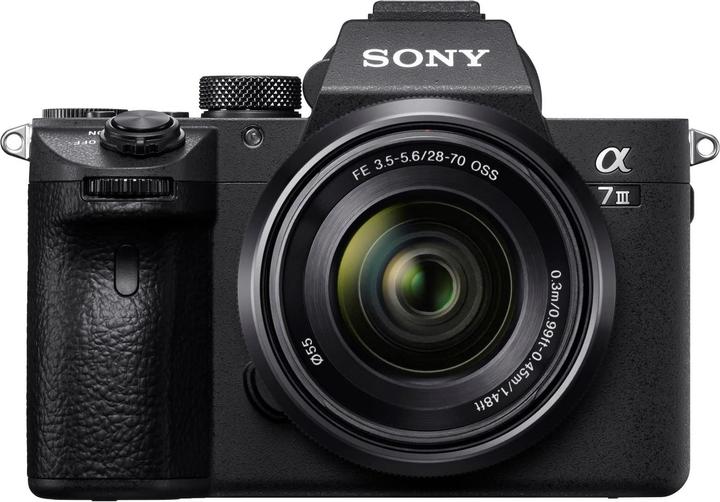 Sony Alpha 7 III Kit (28 - 70 mm, 24.20 Mpx, Full frame)