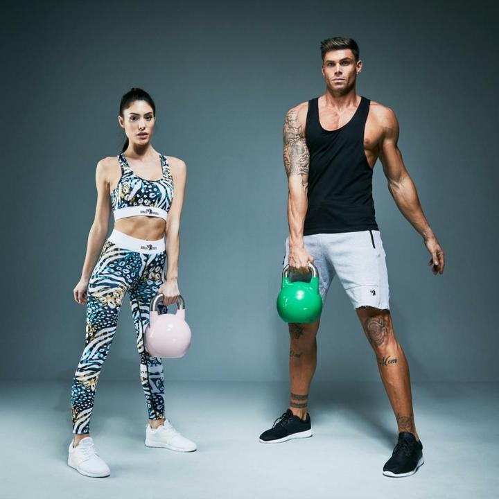 Actual product image Gorilla Sports Kettlebell Competition (1 x 40 kg, 1 x 32 kg, 1 x 20 kg, 1 x 24 kg, 1 x 28 kg, 1 x 8 kg, 1 x 16 kg, 1 x 12 kg)
