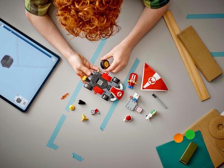 Produktbild LEGO Mario Kart – Standard–Kart (72032, LEGO Super Mario)