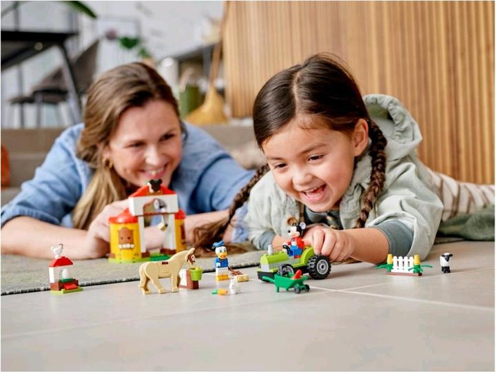 Actual product image LEGO Farm of Disney Mickey Mouse and Antulis Donald 10775 (10775, LEGO Disney)