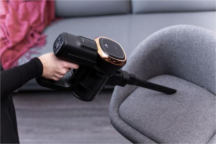 Produktbild BerlingerHaus Design Akku-Staubsauger, 220 W BLDC Motor, 25,9 V Li-ION Akku, schwarz-rosÃ©gold