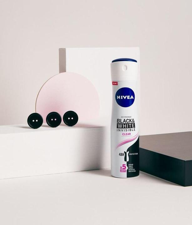 Immagine prodotto NIVEA Black & White Invisible Clear (Getto vaporizzato, 150 ml)