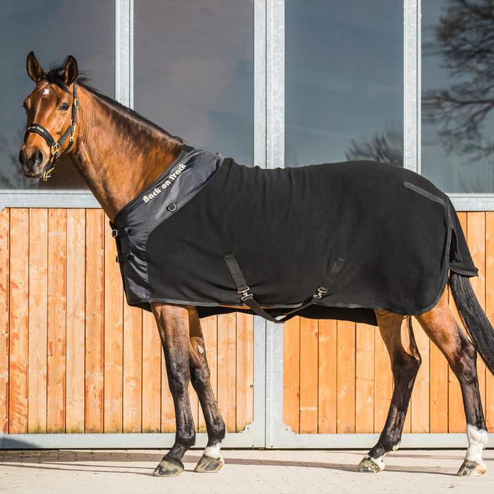 Produktbild Back on Track Supreme-Fleece-Decke mit D-Ringen (115 cm)