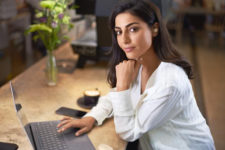Actual product image Jabra Elite 7 Pro (ANC, 8 h, Cable)