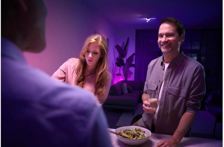 Produktbild Philips Hue Centris Basis BT (4200 lm, GU10)