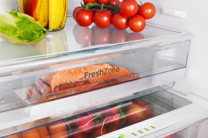 Actual product image Amica Fridge-freezer combination KGC 15495 S WxHxD 54.5 x 180 x 59 cm Fridge compartment 180 l (250 l)