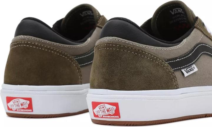 Actual product image Vans Gilbert Crockett (40)