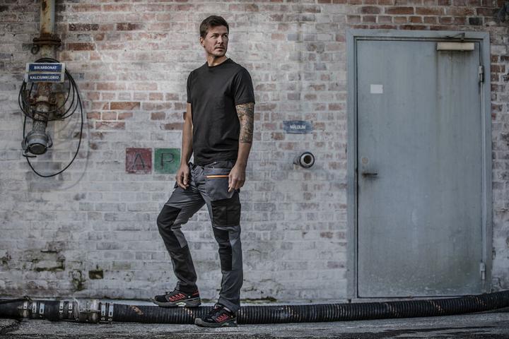 Actual product image Projob Waistband trousers with stretch inserts and removable hanging pockets (56)