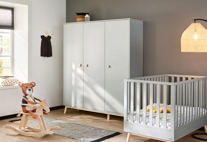 Produktbild Pinolino Kinderzimmer-Set 'Dusk' breit gross, 3-tlg. (Kinderkleiderschrank, Babybett, Wickelkommode)