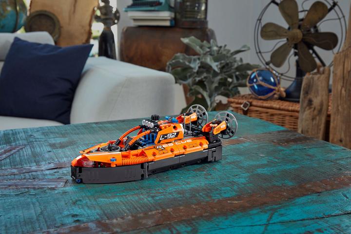 Produktbild LEGO Luftkissenboot für Rettungseinsätze (42120, LEGO Technic)