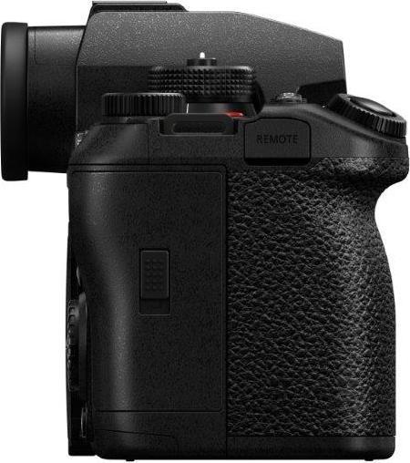 Actual product image Panasonic Lumix S1RII (44.30 Mpx, Full frame)