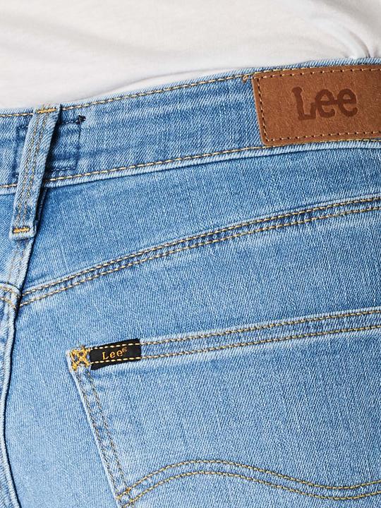 Actual product image Lee Marion Straight (W26/L33)