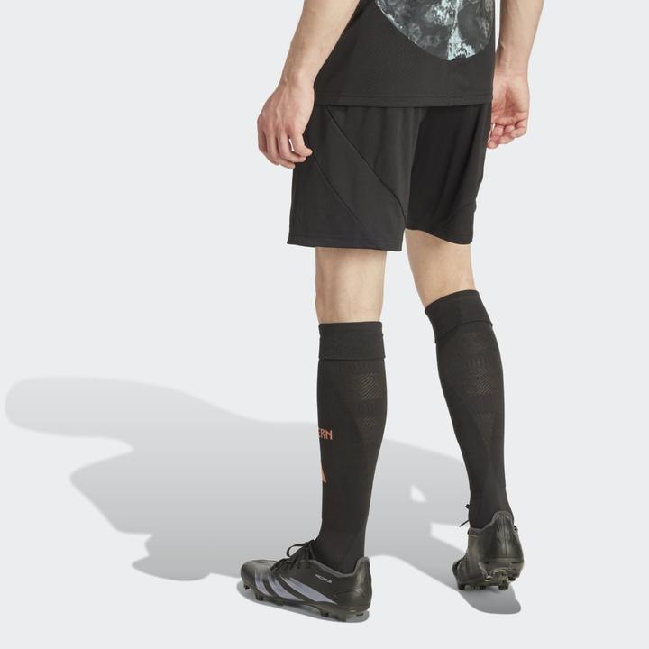 Immagine prodotto adidas Pantaloncini da trasferta del Fc Bayern Monaco (M)