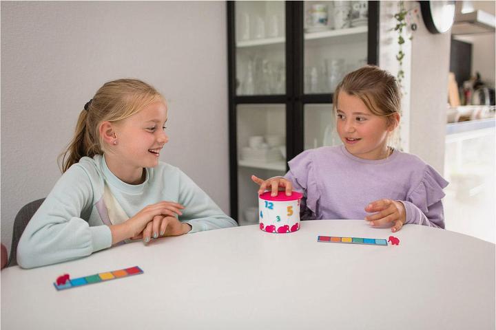Actual product image BS Game 'Pink Elephants (French, Italian, English, German)