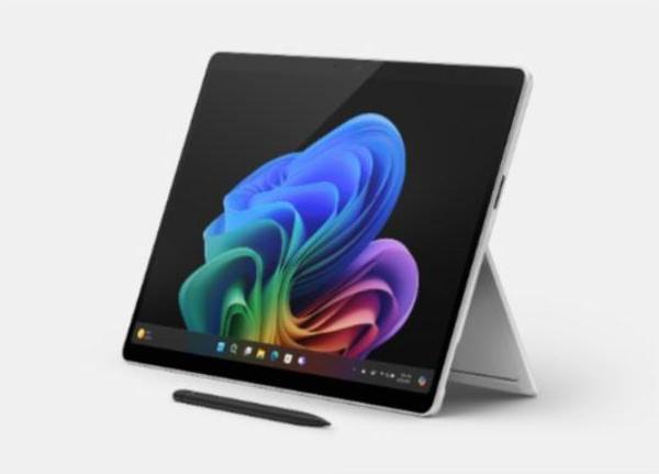 Immagine prodotto Microsoft Surface Pro 11. Edition (Intel) for business – Copilot+ PC (13", Intel Core Ultra 5 236V, 16 GB, 512 GB, Senza layout di tastiera)