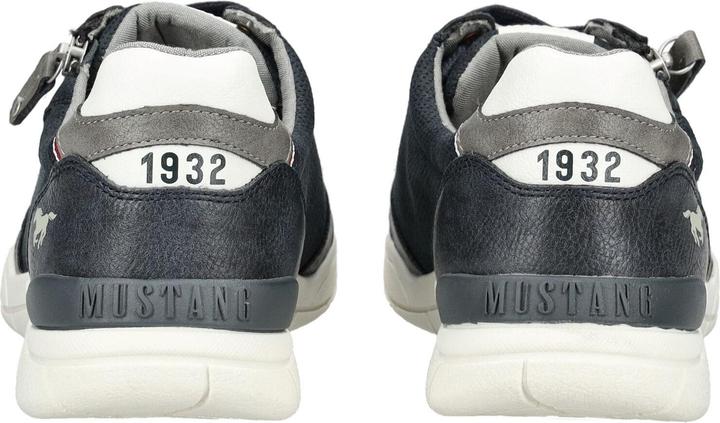 Actual product image Mustang Sneaker (42)