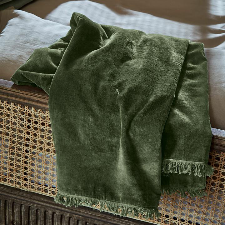 Actual product image Loberon Plaid Maelis dark green (H, 130 cm)