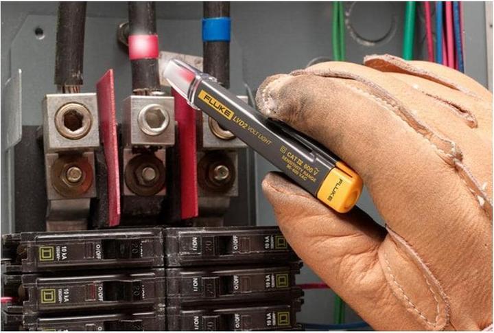 Actual product image Fluke LVD2 Multi-Tester 600 V CAT IV (CAT IV 600V)
