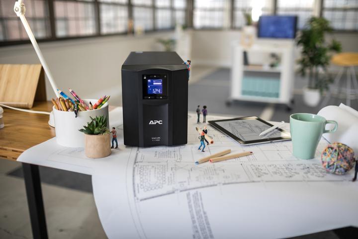 Actual product image APC Smart-UPS (1500 VA, 900 W, Line-interactive UPS)