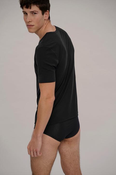 Image du produit Moi Basics t-shirt black (L)