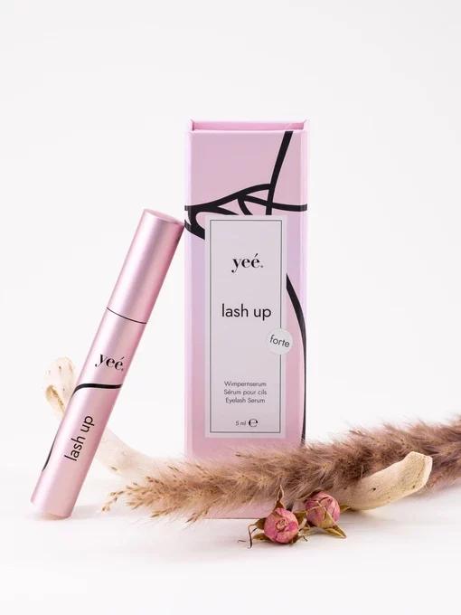 Actual product image Yeé Lash Up Forte (5 ml)
