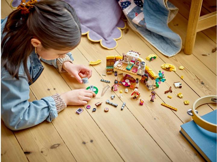 Produktbild LEGO Ashas Häuschen (43231, LEGO Disney)