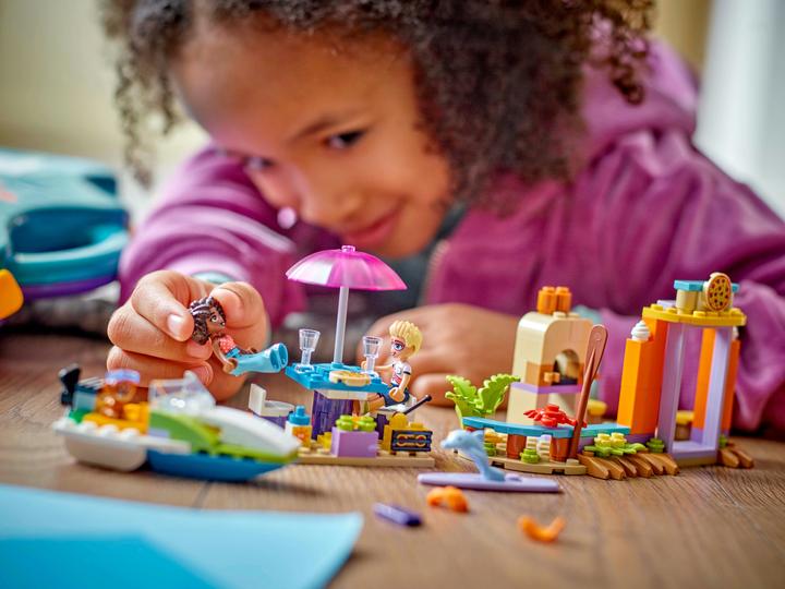 Produktbild LEGO Kreativer Reisekoffer (42672, LEGO Friends)