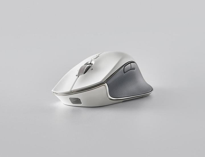 Actual product image Razer Pro Click (Wireless, Cable)