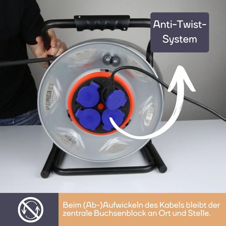 Actual product image Velleman PROFESSIONAL NEOPRENE CABLE REEL WITH ANTI-TWIST SYSTEM - 40 m - 3G2.5 - 4 SOCKETS - FRENCH SOCKET (40 m, 3 mm²)