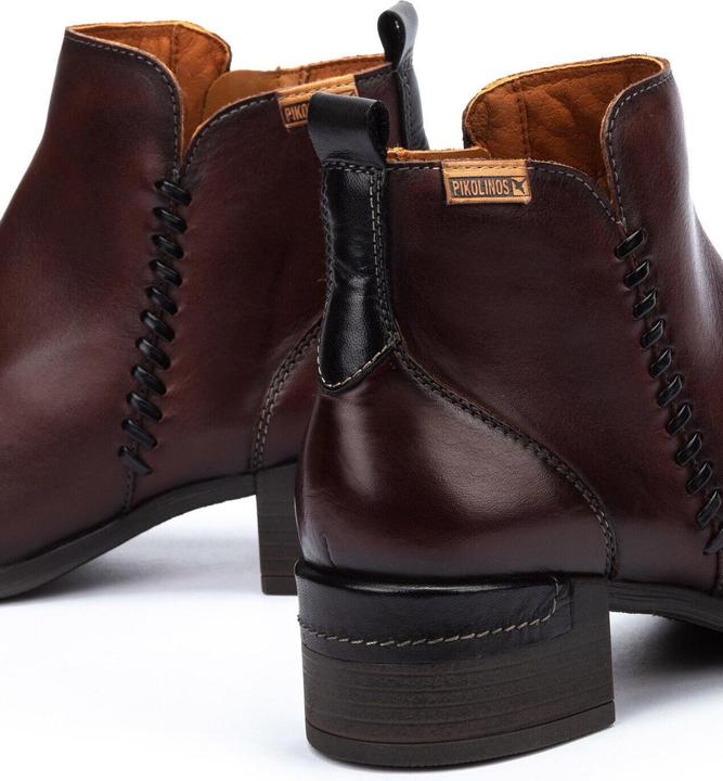 Actual product image Pikolinos Malaga (39)