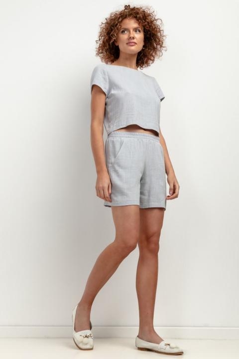 Actual product image Tessita Shorts model (M)