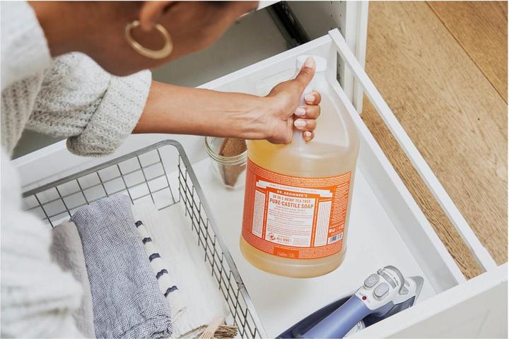 Image du produit Dr. Bronner's 18-IN-1 Arbre à thé (Savon liquide, 3800 ml)