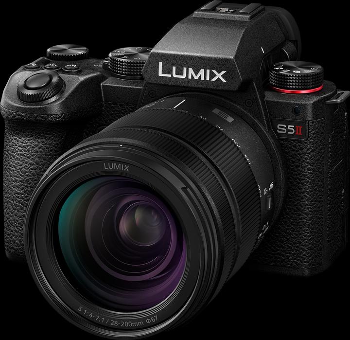Actual product image Panasonic Lumix S 28-200mm f/4- 7.1 Macro (L-Mount, full size)