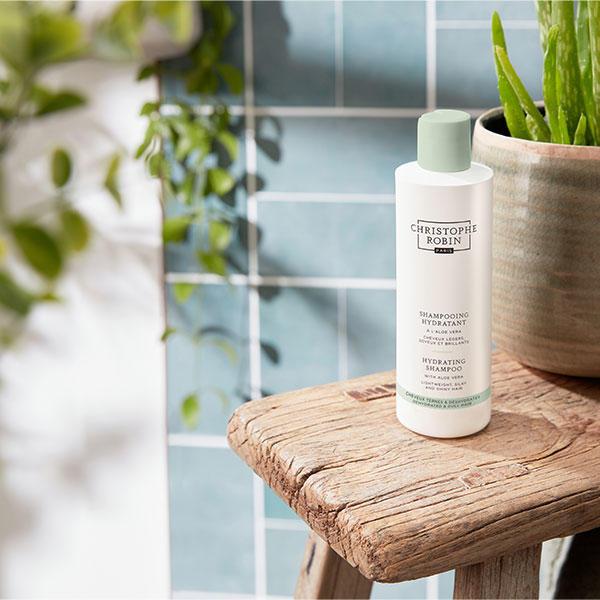 Actual product image Christophe Robin Hydrating Shampoo with Aloe Vera (250 ml, Liquid shampoo)