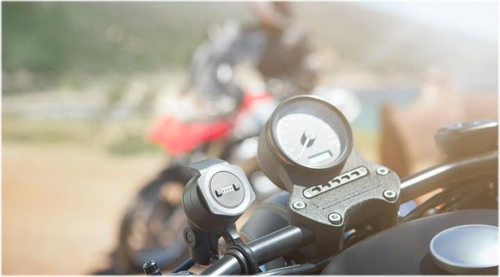 Actual product image TomTom Motorcycle mounting set for Rider 400
